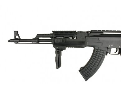 Assault rifle replica CM039C 13