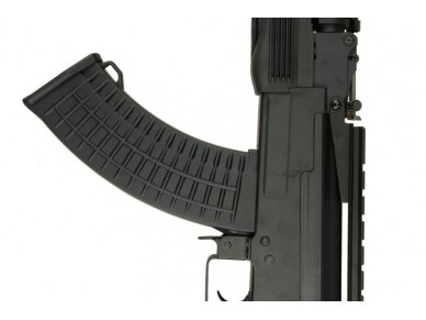 Assault rifle replica CM039C 14