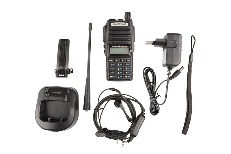 Baofeng UV-82 radijo stotelė 3