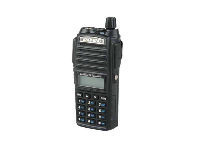 Manual Dual Band Baofeng UV-82 Radio 1