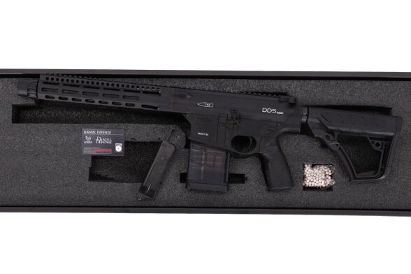 Daniel Defense x EMG DD5 SBR Cyma Platinum Gen.2 AEG Assault Rifle 12.5" – Black 3 Daniel Defense x EMG DD5 SBR Cyma Platinum Gen.2 AEG Assault Rifle 12.5" – Black 3