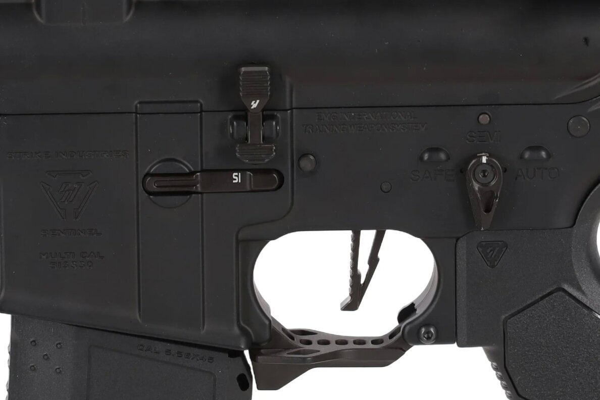 King Arms x Strike Industries Sentinel GRIDLOK® 11" Aster SE ETU Black and Gold airsoft Carbine 5 King Arms x Strike Industries Sentinel GRIDLOK® 11" Aster SE ETU Black and Gold airsoft Carbine 5
