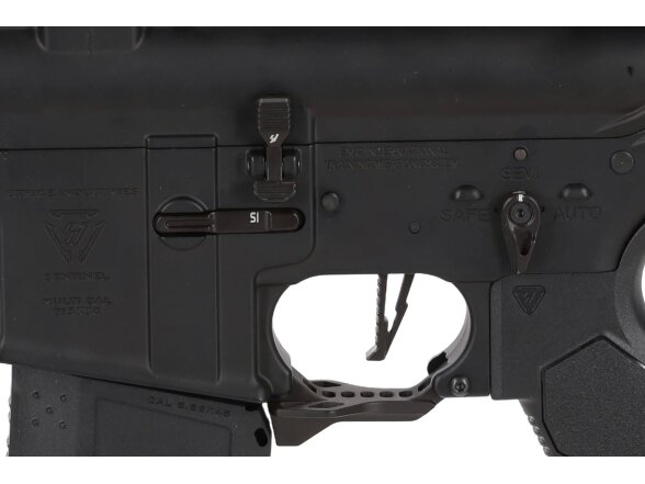 King Arms x Strike Industries Sentinel GRIDLOK® 11" Aster SE ETU Black and Gold airsoft Carbine 5