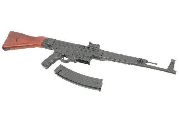 Šratasvydžio automato modelis Sturmgewehr 44 7
