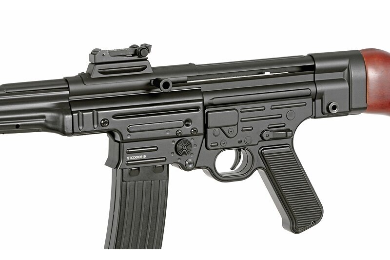 Šratasvydžio automato modelis Sturmgewehr 44 14