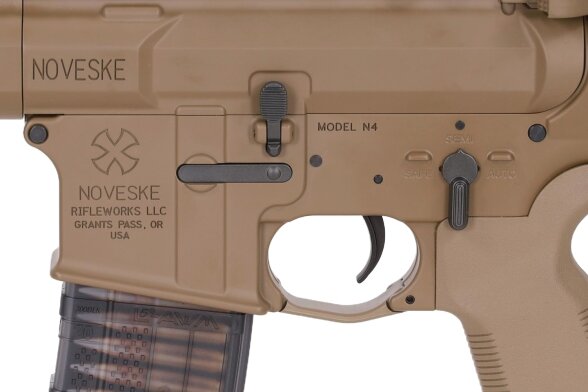 Noveske x EMG N4 Gen.3 SHORTY Cyma Platinum Gen.2 AEG Assault Rifle 10.5" - Tan 15 Noveske x EMG N4 Gen.3 SHORTY Cyma Platinum Gen.2 AEG Assault Rifle 10.5" - Tan 15