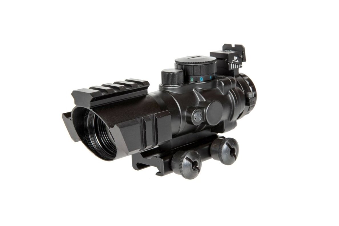 Rhino 4X32 Scope 2
