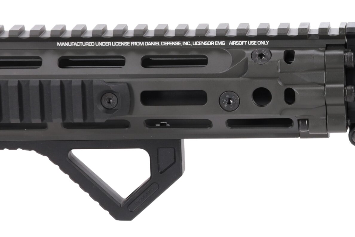 Specna Arms Daniel Defense® RIS III 10.5'' SA-E27 EDGE™ HAL 2™ ETU Gen. 2 Chaos Grey airsoft Carbine 16
