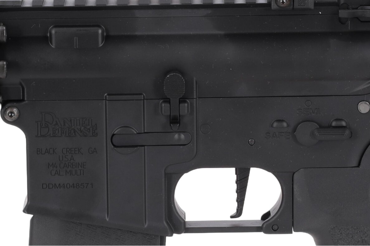 Specna Arms Daniel Defense® RIS III 10.5'' SA-E27 EDGE™ HAL 2™ ETU Gen. 2 Chaos Grey airsoft Carbine 6