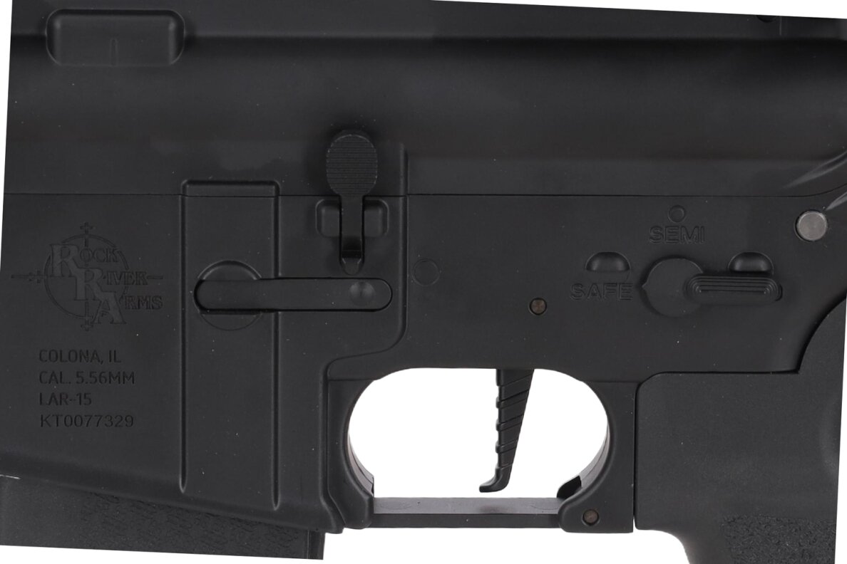Specna Arms RRA SA-E17 EDGE™ HAL 2 Light Ops Stock Gen. 2 airsoft Carbine Black 5 Specna Arms RRA SA-E17 EDGE™ HAL 2 Light Ops Stock Gen. 2 airsoft Carbine Black 5
