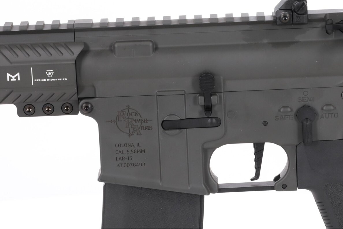 Specna Arms RRA SA-E17 EDGE™ HAL 2 Light Ops Stock Gen. 2 Chaos Grey airsoft Carbine 7 Specna Arms RRA SA-E17 EDGE™ HAL 2 Light Ops Stock Gen. 2 Chaos Grey airsoft Carbine 7