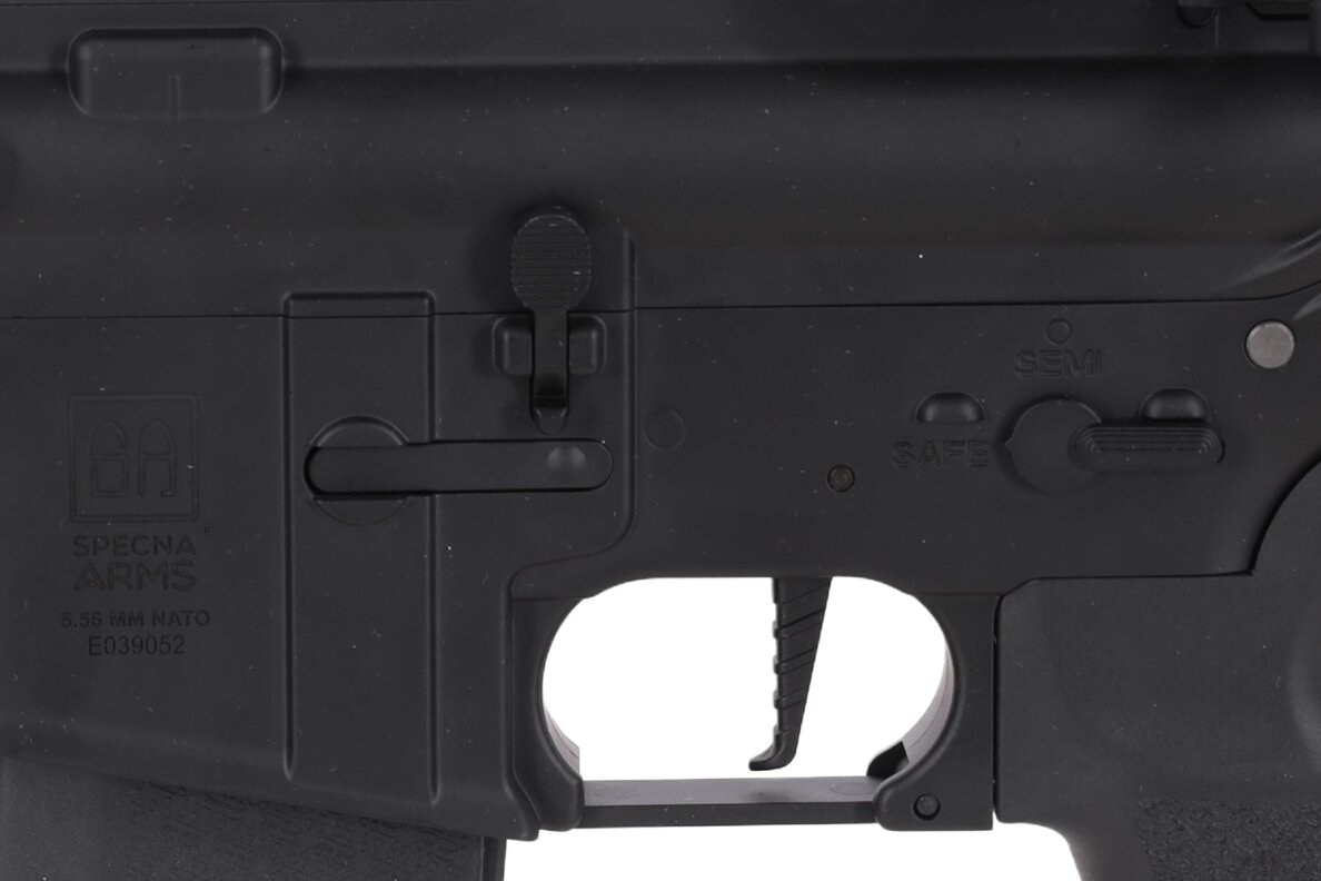 Specna Arms SA-E20 EDGE™ HAL 2 ETU Gen. 2 airsoft Carbine Black 17