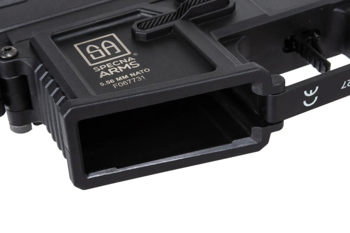 Specna Arms SA-F04-RL FLEX™ Gen.2 BLDC™ HAL ETU™ Light Ops Stock/New Receiver airsoft Carbine Black 8 Specna Arms SA-F04-RL FLEX™ Gen.2 BLDC™ HAL ETU™ Light Ops Stock/New Receiver airsoft Carbine Black 8
