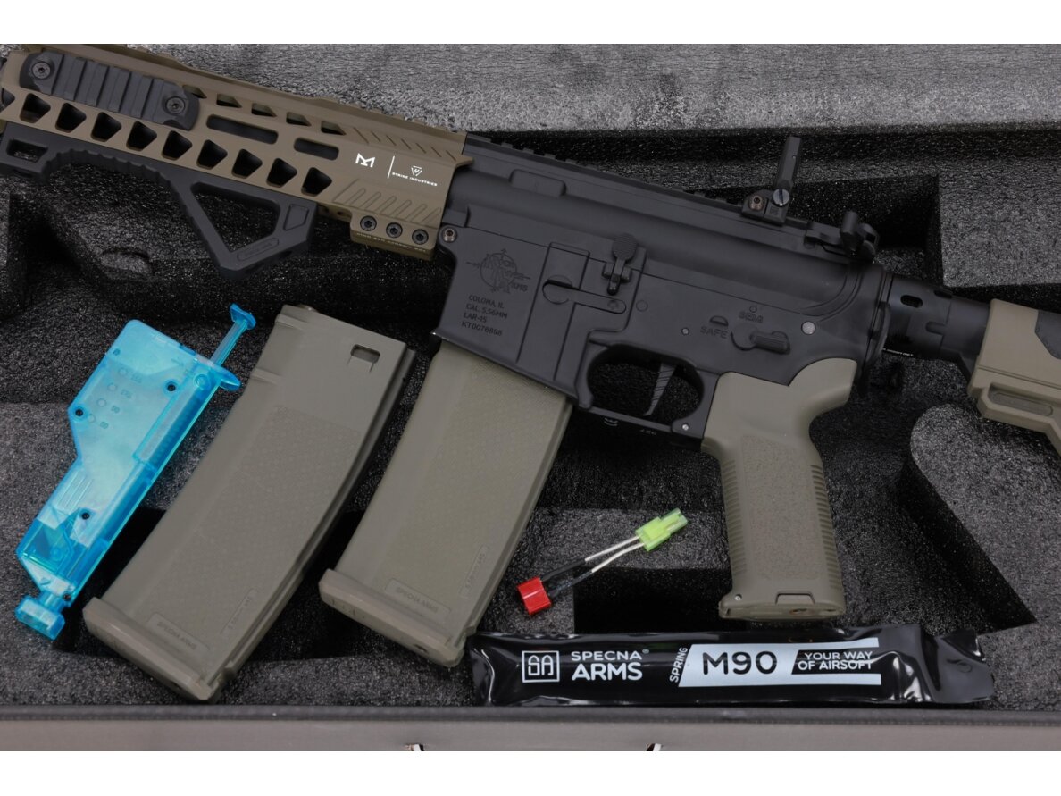 Specna Arms RRA SA-E17 EDGE™ HAL 2 Light Ops Stock Gen. 2 Olive airsoft Carbine 4 Specna Arms RRA SA-E17 EDGE™ HAL 2 Light Ops Stock Gen. 2 Olive airsoft Carbine 4