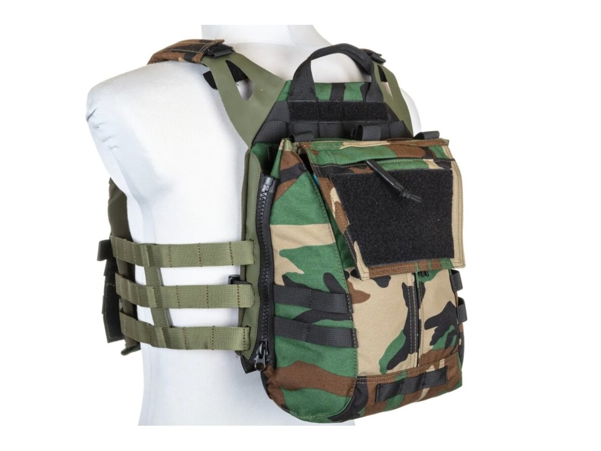 Specna Arms Tactical Plate Carrier type waistcoat with assault panel Woodland Specna Arms Tactical Plate Carrier type waistcoat with assault panel Woodland