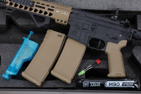 Specna Arms RRA SA-E17 EDGE™ HAL 2 Light Ops Stock Gen. 2 Half-Tan airsoft Carbine 10
