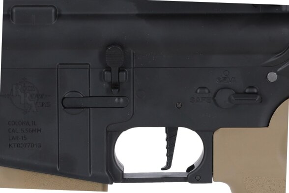 Specna Arms RRA SA-E17 EDGE™ HAL 2 Light Ops Stock Gen. 2 Half-Tan airsoft Carbine 1