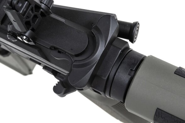 Specna Arms SA-F04-RL FLEX™ Gen.2 BLDC™ HAL ETU™ Light Ops Stock/New Receiver Olive airsoft Carbine 3 Specna Arms SA-F04-RL FLEX™ Gen.2 BLDC™ HAL ETU™ Light Ops Stock/New Receiver Olive airsoft Carbine 3