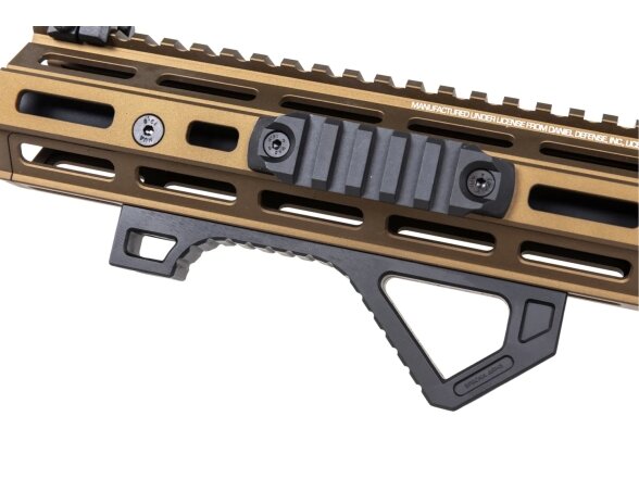 Specna Arms Daniel Defense® RIS III 10.5'' SA-C27 CORE™ Gen.2 HAL ETU™ Chaos Bronze airsoft Carbine 11