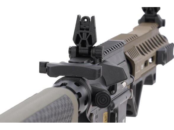 Specna Arms RRA SA-E17 EDGE™ HAL 2 Light Ops Stock Gen. 2 Olive airsoft Carbine 11 Specna Arms RRA SA-E17 EDGE™ HAL 2 Light Ops Stock Gen. 2 Olive airsoft Carbine 11