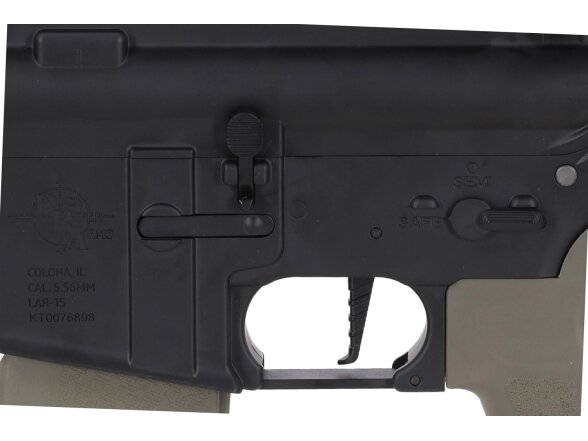 Specna Arms RRA SA-E17 EDGE™ HAL 2 Light Ops Stock Gen. 2 Olive airsoft Carbine 5 Specna Arms RRA SA-E17 EDGE™ HAL 2 Light Ops Stock Gen. 2 Olive airsoft Carbine 5