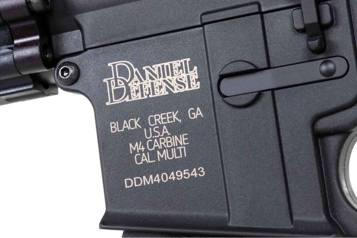 Šratasvydžio modelis Daniel Defense III 12.5'' Light Black 14 Šratasvydžio modelis Daniel Defense III 12.5'' Light Black 14